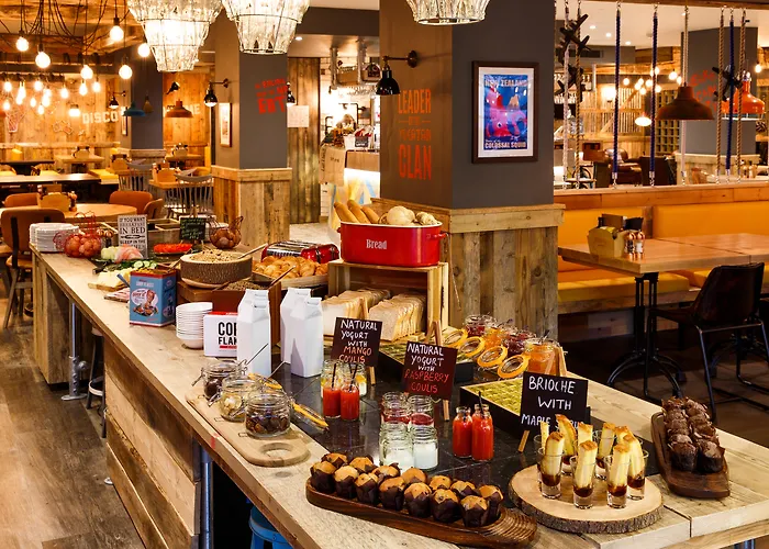 Manchester Portland By Sunday